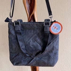 Smateria mesh medium cross body bag made in Cambodia.